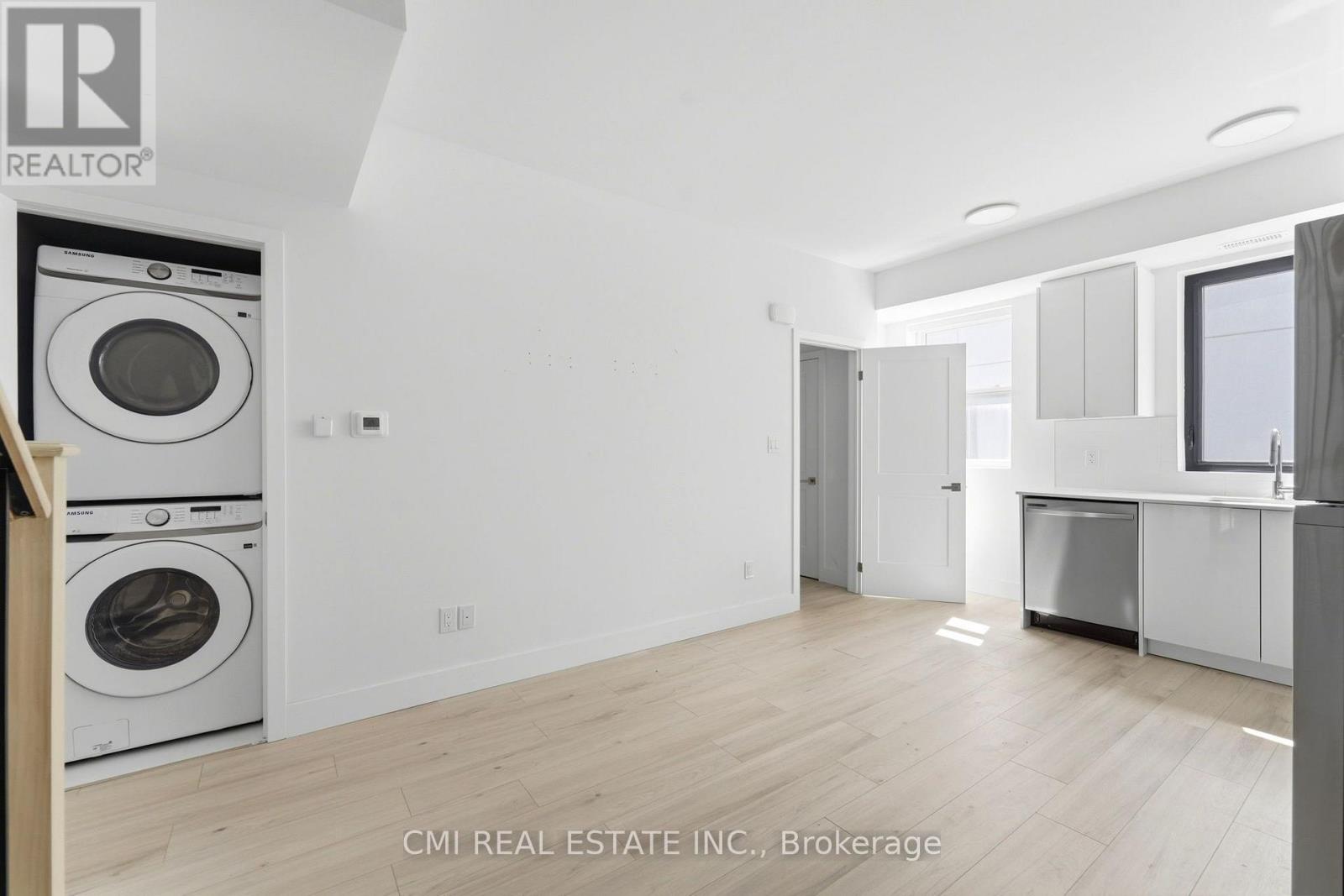 #302 7277 WILSON CRESCENT - 8