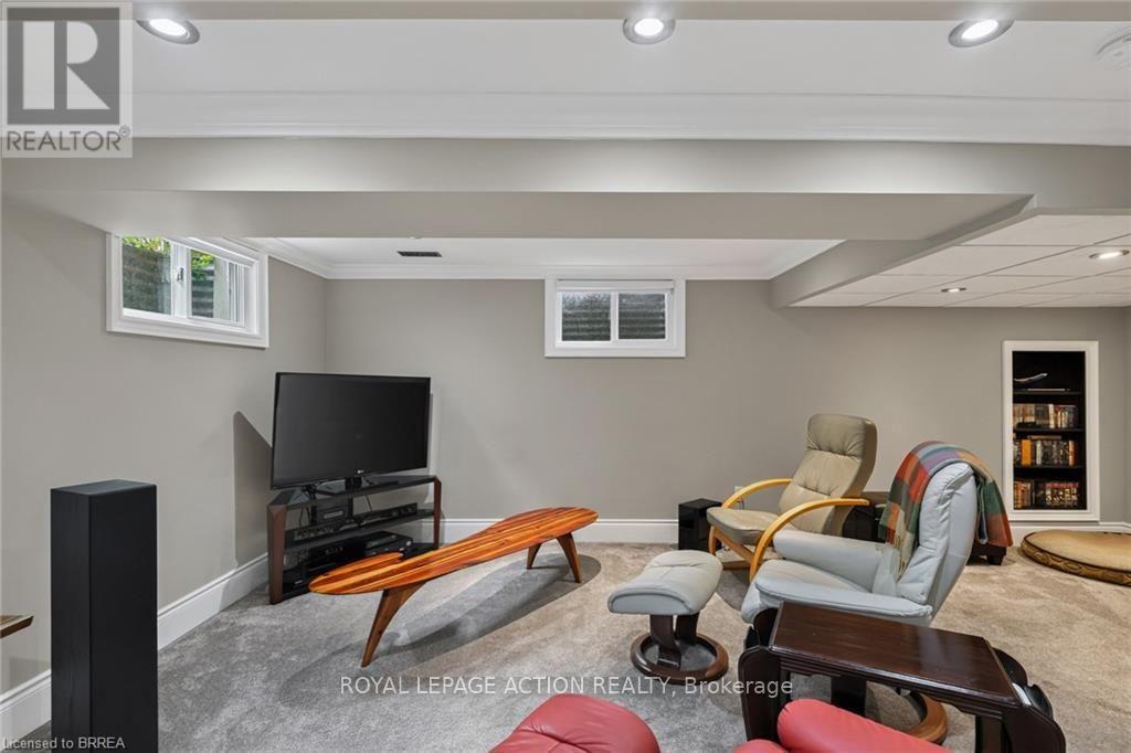 42 ROBINSON AVENUE - Image 28