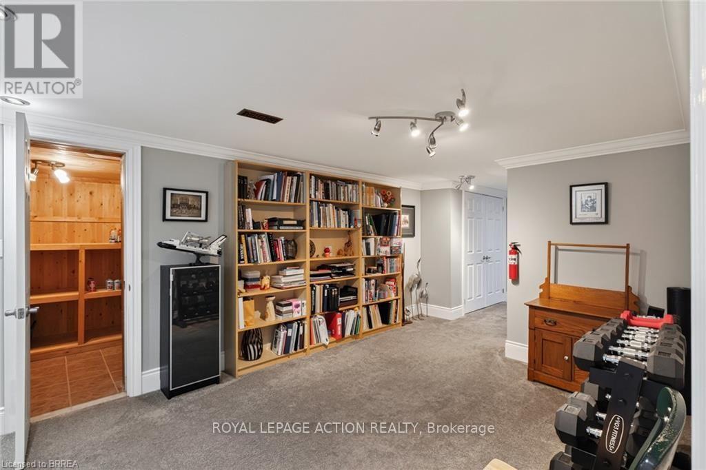 42 ROBINSON AVENUE - Image 33