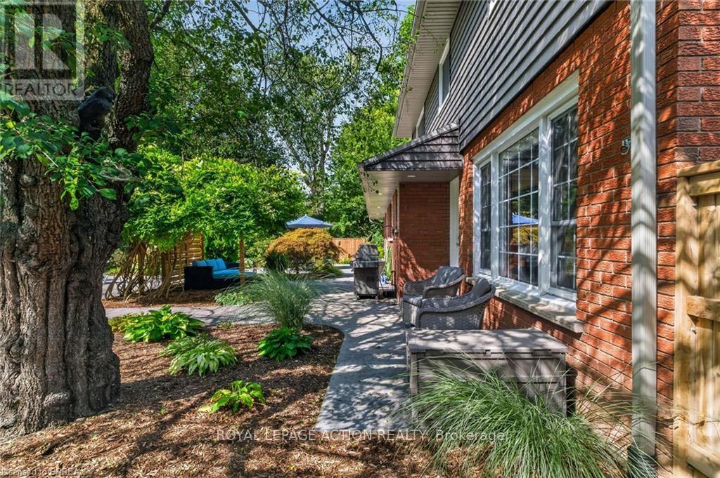 42 ROBINSON AVENUE - Image 41