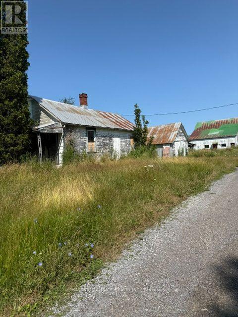 381 SQUIRE ROAD - 7