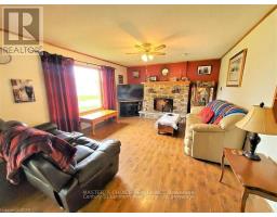 Bedroom - 381 Squire Road, Stirling Rawdon, ON K0K3C0 Photo 11