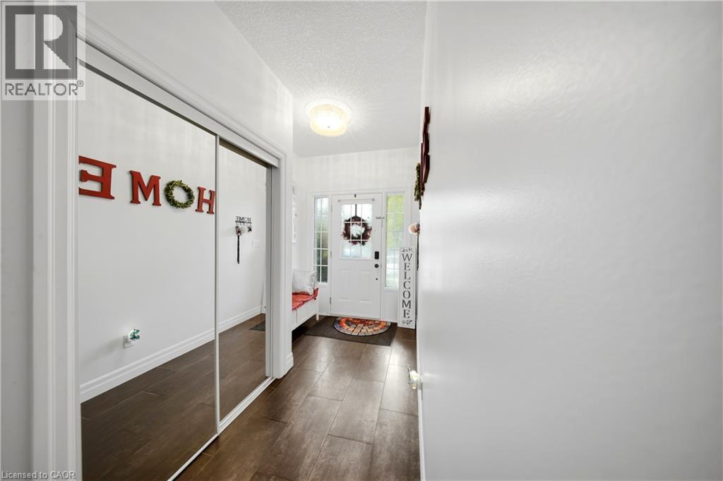 167 BROADOAKS Drive — photo 3