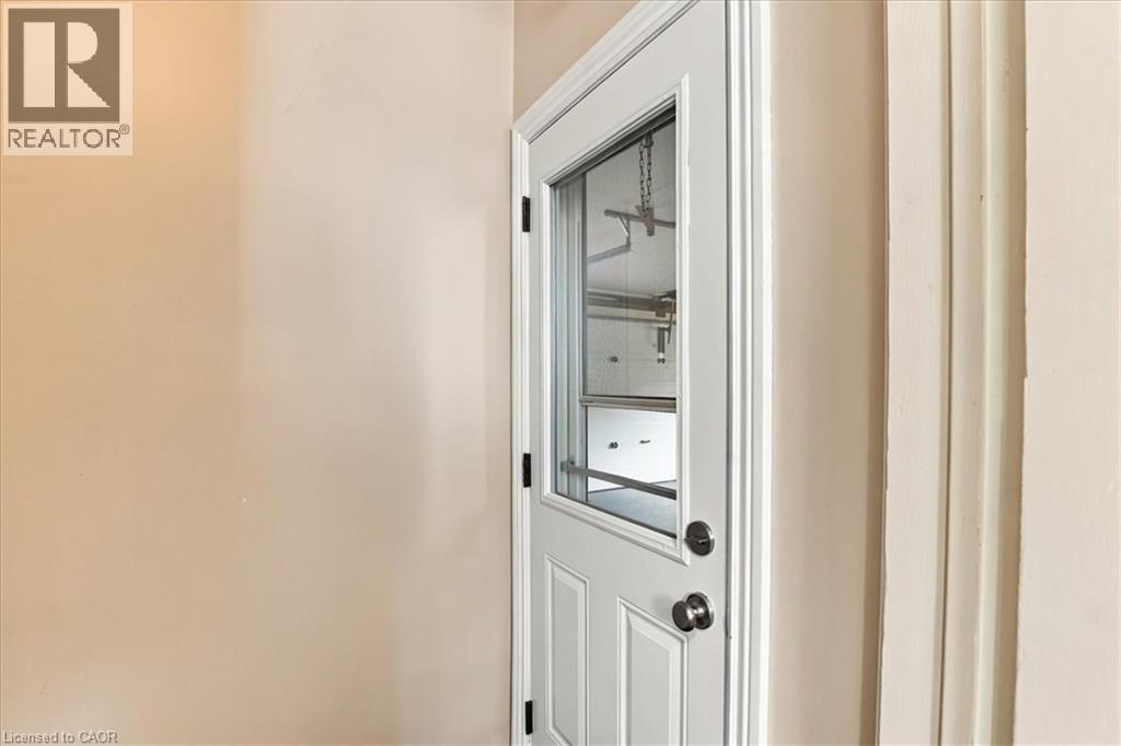 1054 UNION Street - 22