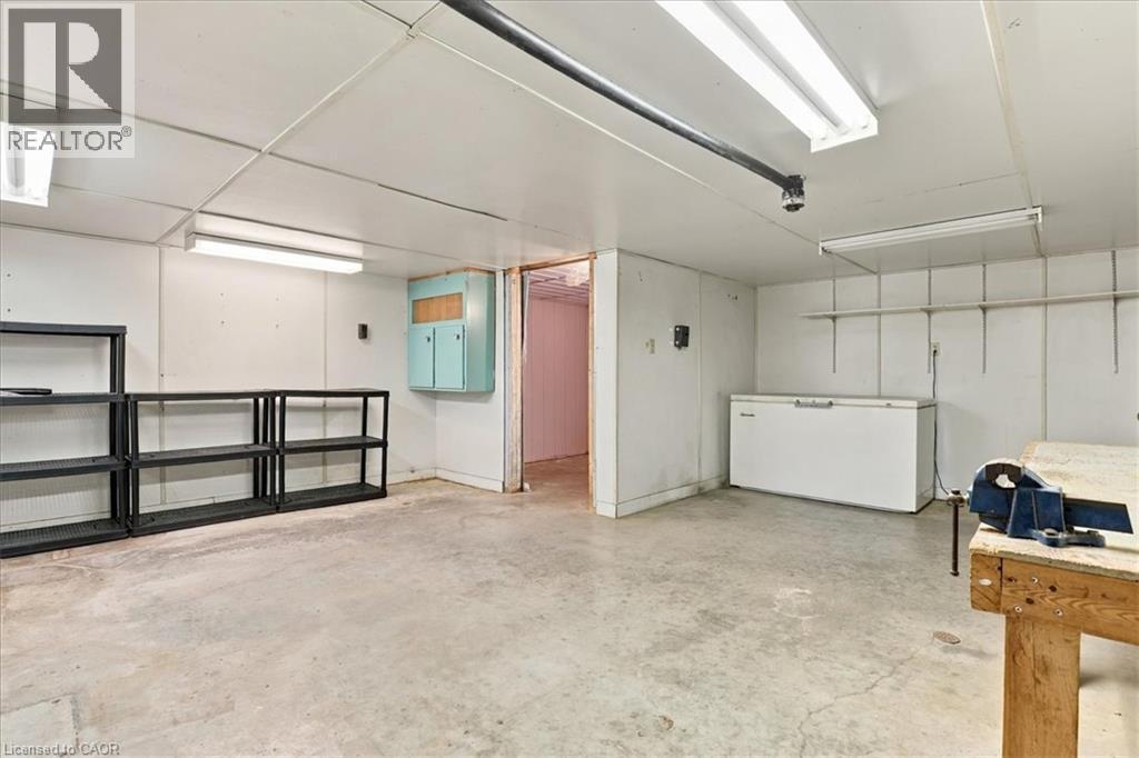 1054 UNION Street - Image 26