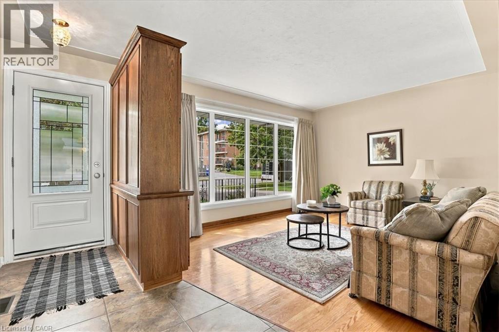 1054 UNION Street - Image 5
