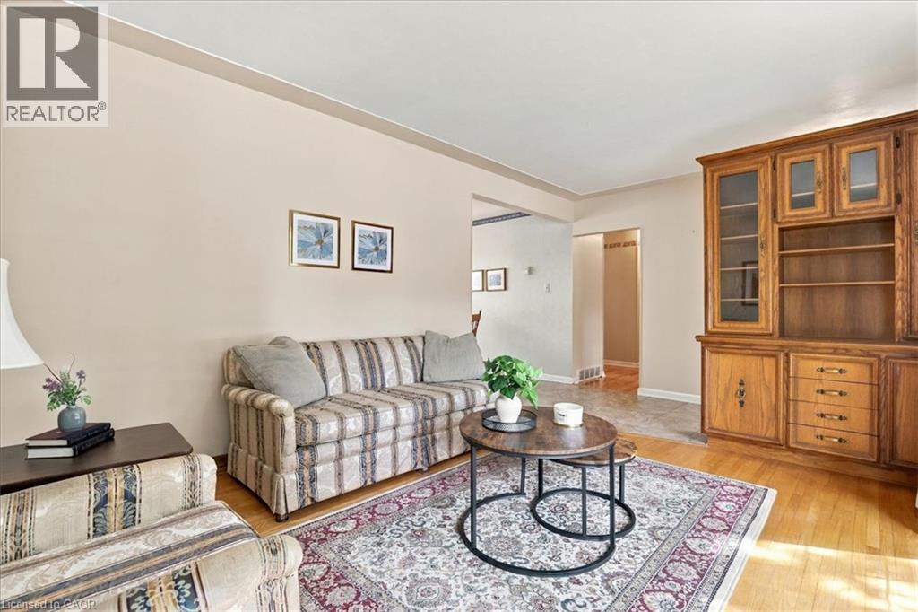 1054 UNION Street - Image 6