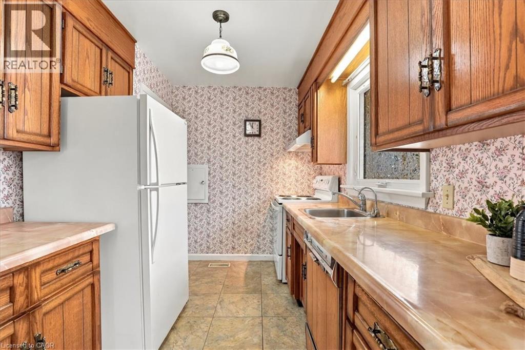 1054 UNION Street - 8