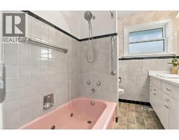 1054 Union Street, Kitchener, ON N2H6J7 Photo 15
