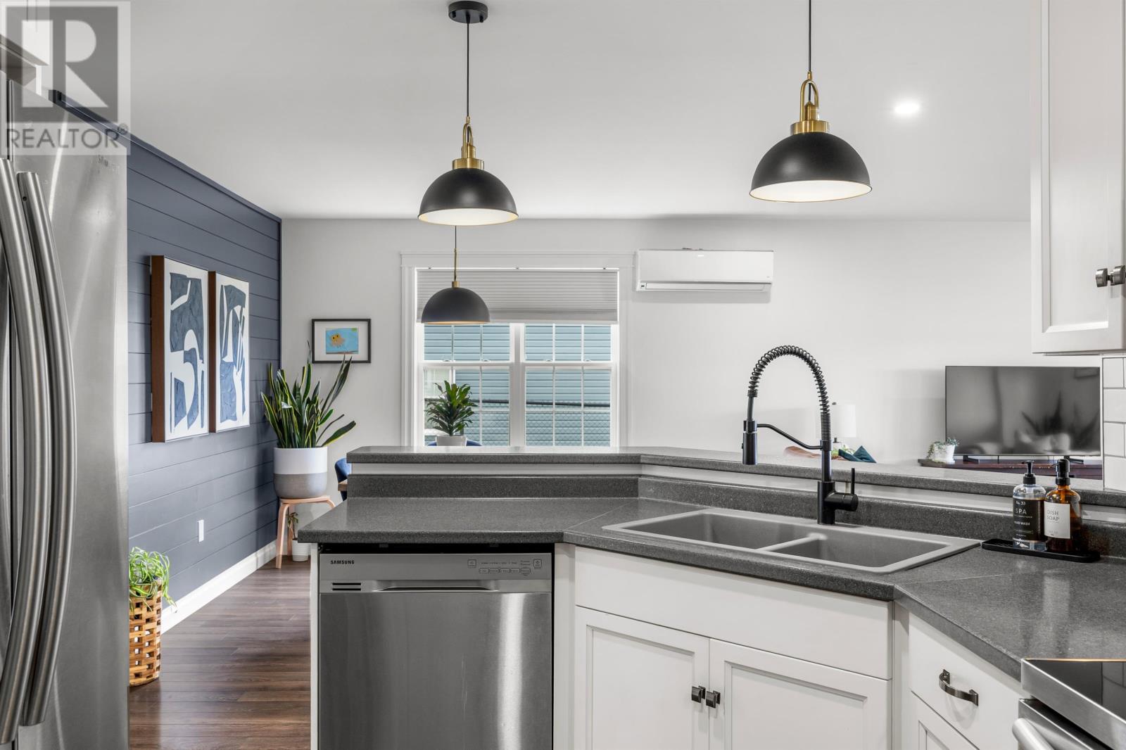 95 Mercedes Drive - Image 9