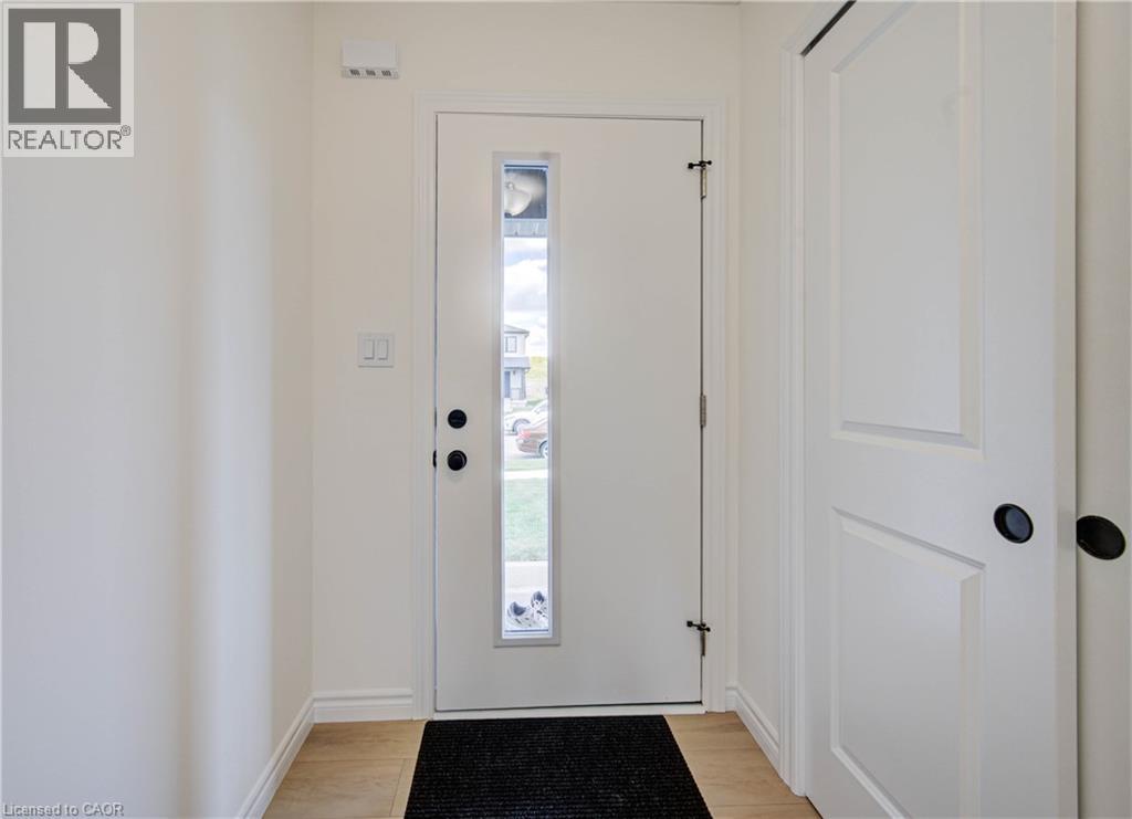 61 NEWSTEAD Road, Paris, Ontario, N3L0P5, Paris, Ontario — photo 4 of 5