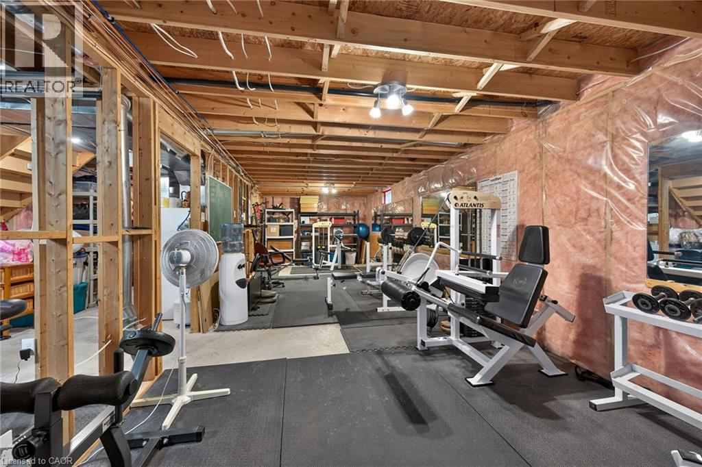 84 JAMIESON Drive - Image 46