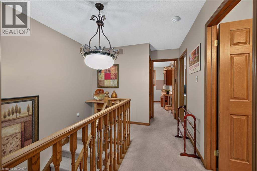 84 JAMIESON Drive - Image 43