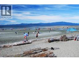 Kitchen - 743 Briarwood Dr Sw, Parksville, BC V9P0G5 Photo 9