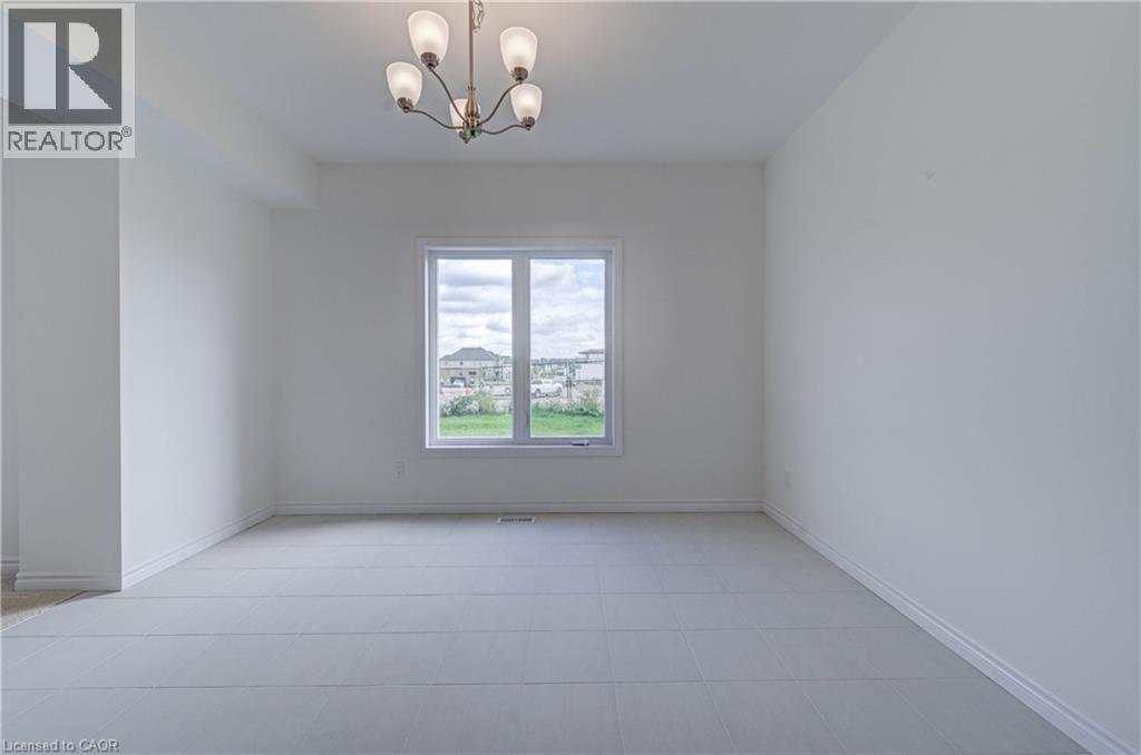 10 MUNN Crescent - 14