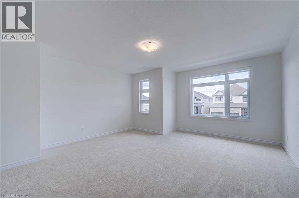 10 MUNN Crescent - 37