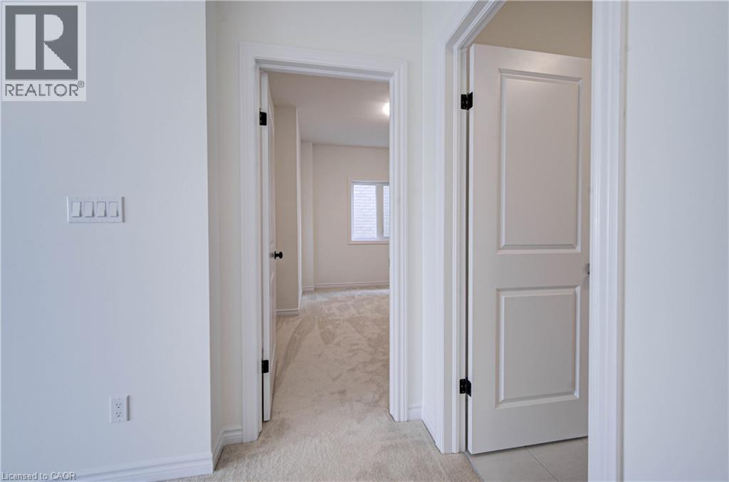 10 MUNN Crescent - 15