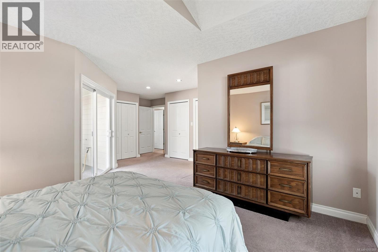 3370 Passage Way - 14