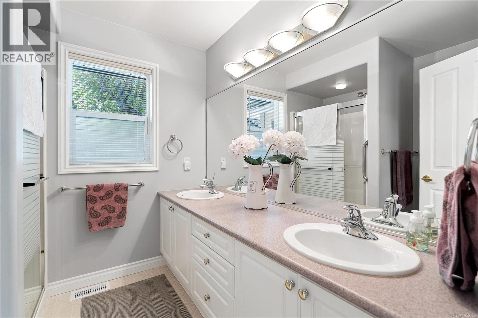 3370 Passage Way - 15