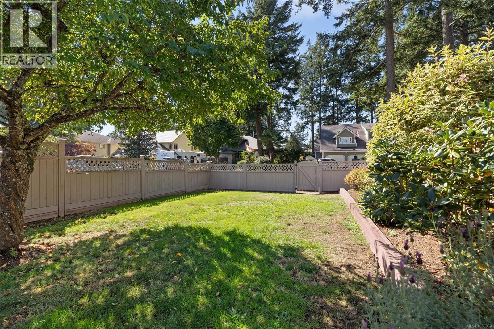 3370 Passage Way - 24