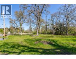 Entrance - 1899 John Rd, North Saanich, BC V8L5S8 Photo 17