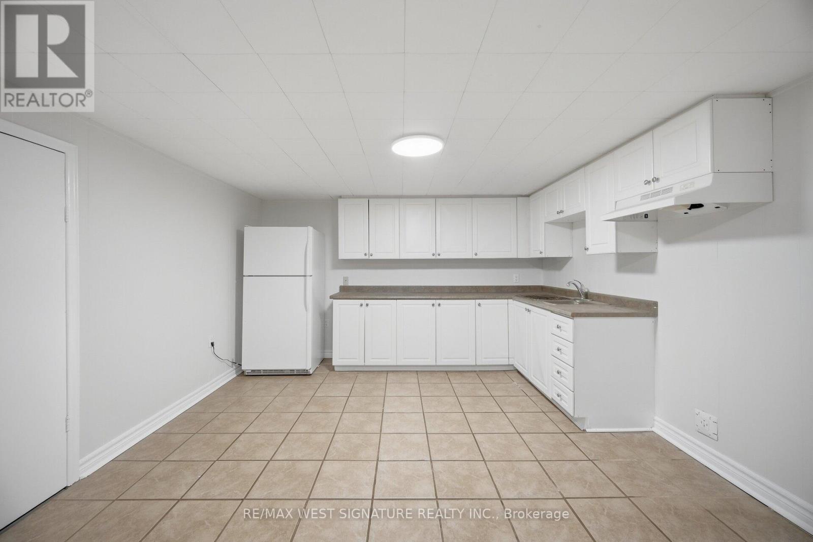 55 JOHN STREET - 32