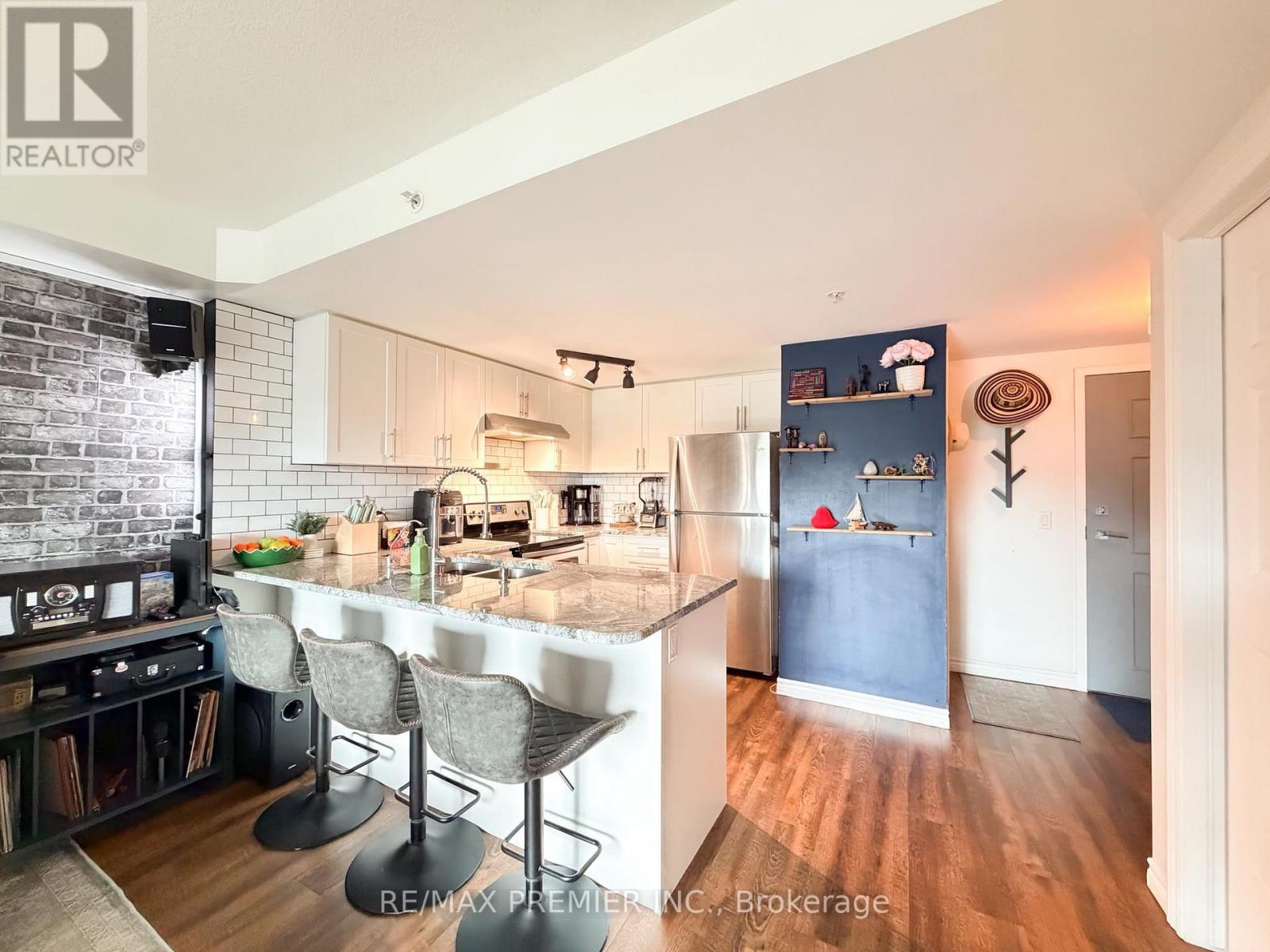 #315 7 Kay Crescent, Guelph (Pineridge/Westminster Woods), Ontario, N1L0P9, Guelph (Pineridge/Westminster Woods), Ontario — photo 5 of 5
