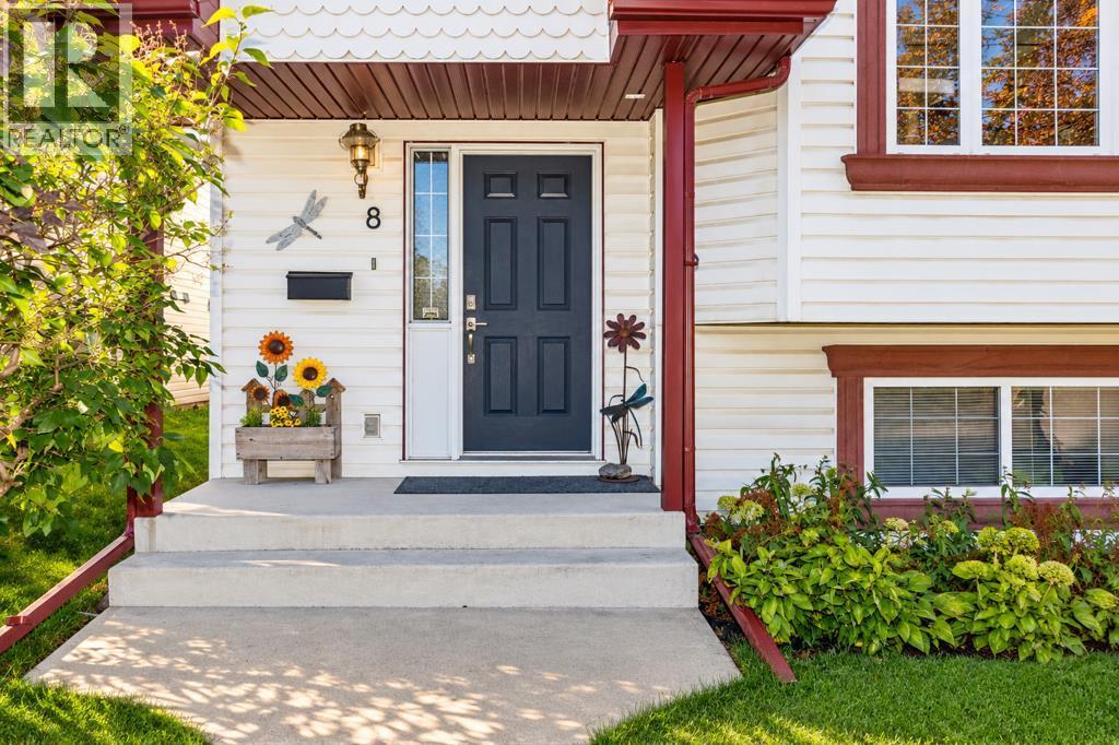 Listing photo – 8 Daines Avenue, Red Deer