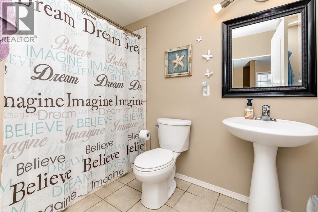 Listing photo – 8 Daines Avenue, Red Deer