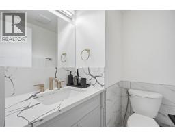 Kitchen - 76 Beaconsfield Way Nw, Calgary, AB T3K1X1 Photo 18