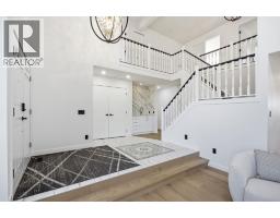 2pc Bathroom - 76 Beaconsfield Way Nw, Calgary, AB T3K1X1 Photo 7