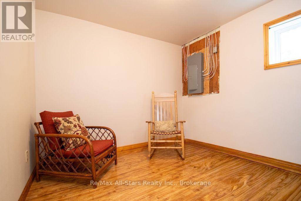1330 COUNTY RD 49 - Image 21