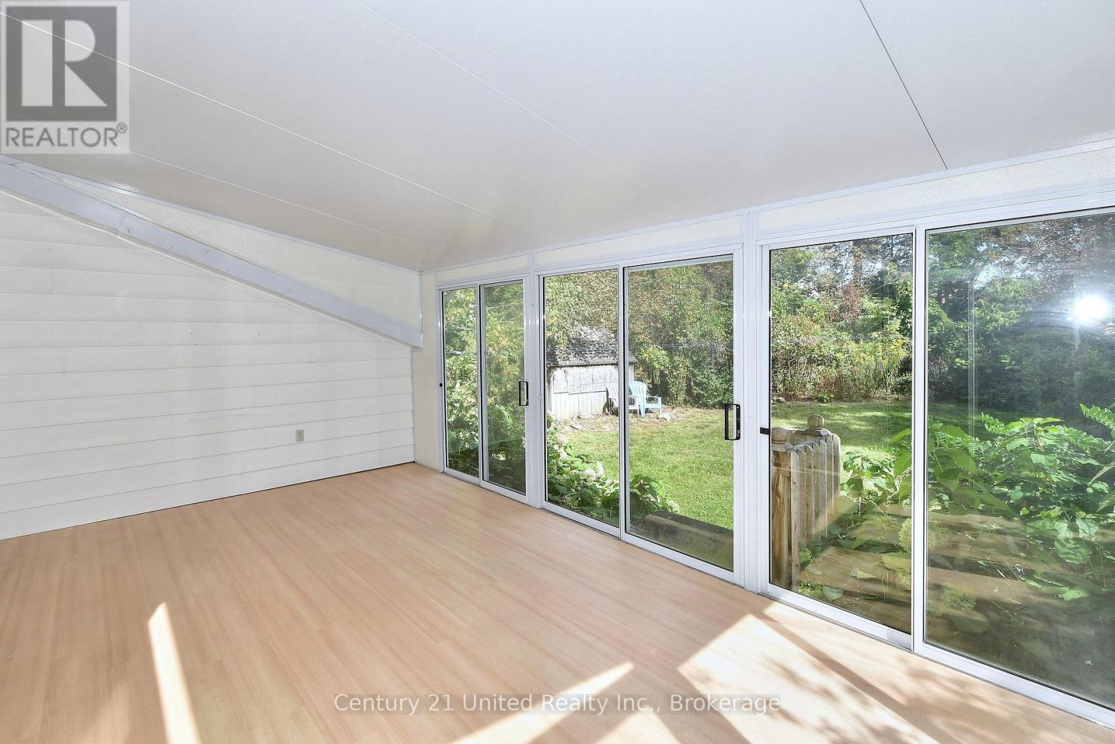 136 WATER STREET - 16