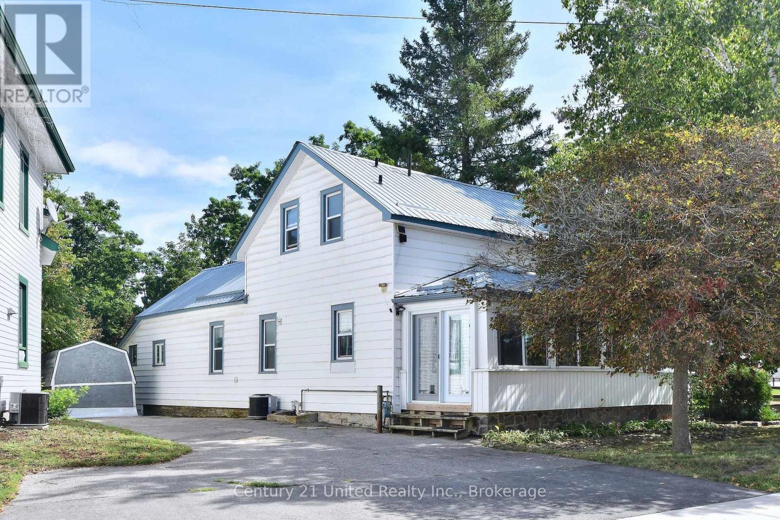 136 WATER STREET - Image 27