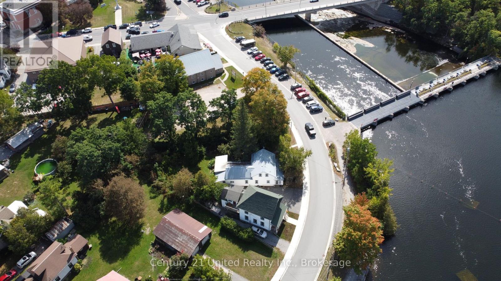 136 Water Street, Selwyn, Ontario, K0L2H0, Selwyn, Ontario — photo 3 of 5