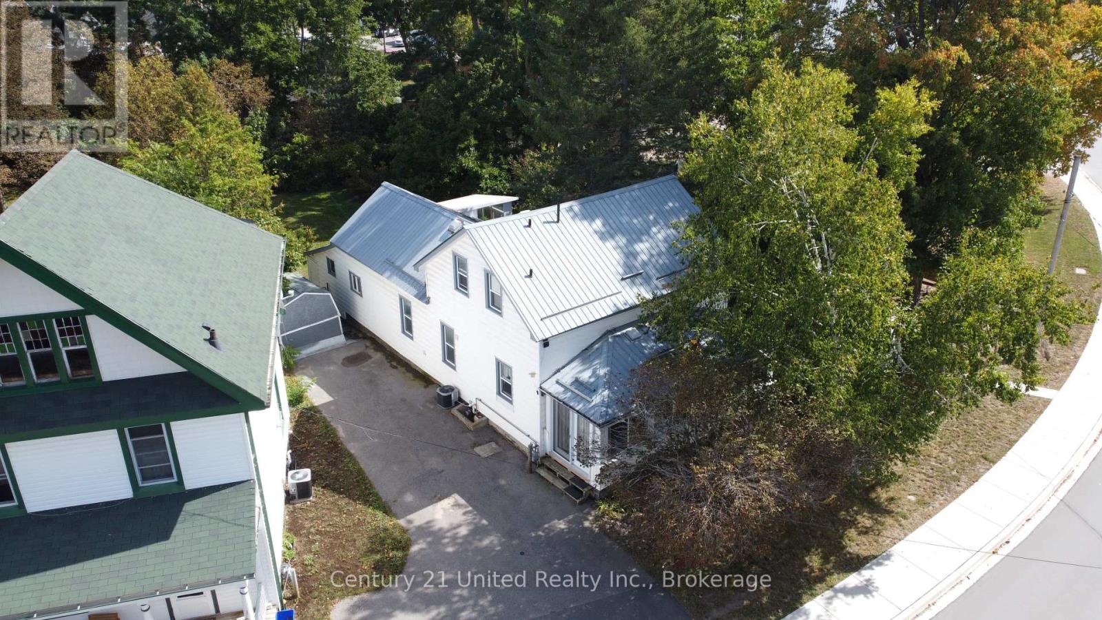 136 WATER STREET - Image 38