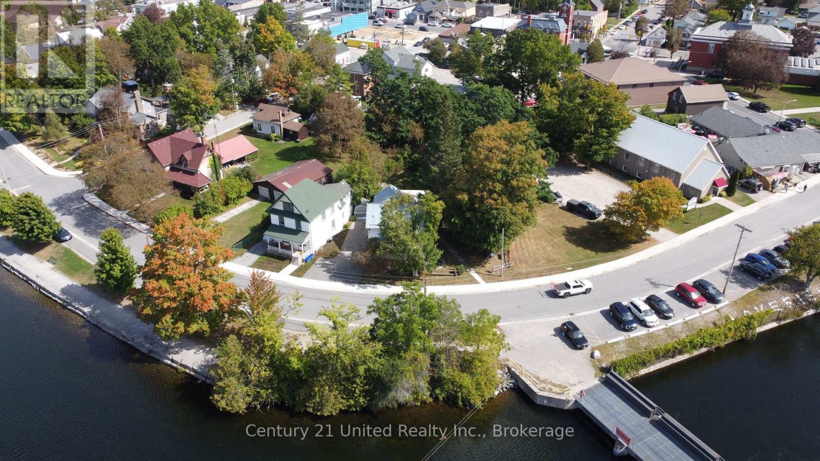 136 Water Street, Selwyn, Ontario, K0L2H0, Selwyn, Ontario — photo 4 of 5
