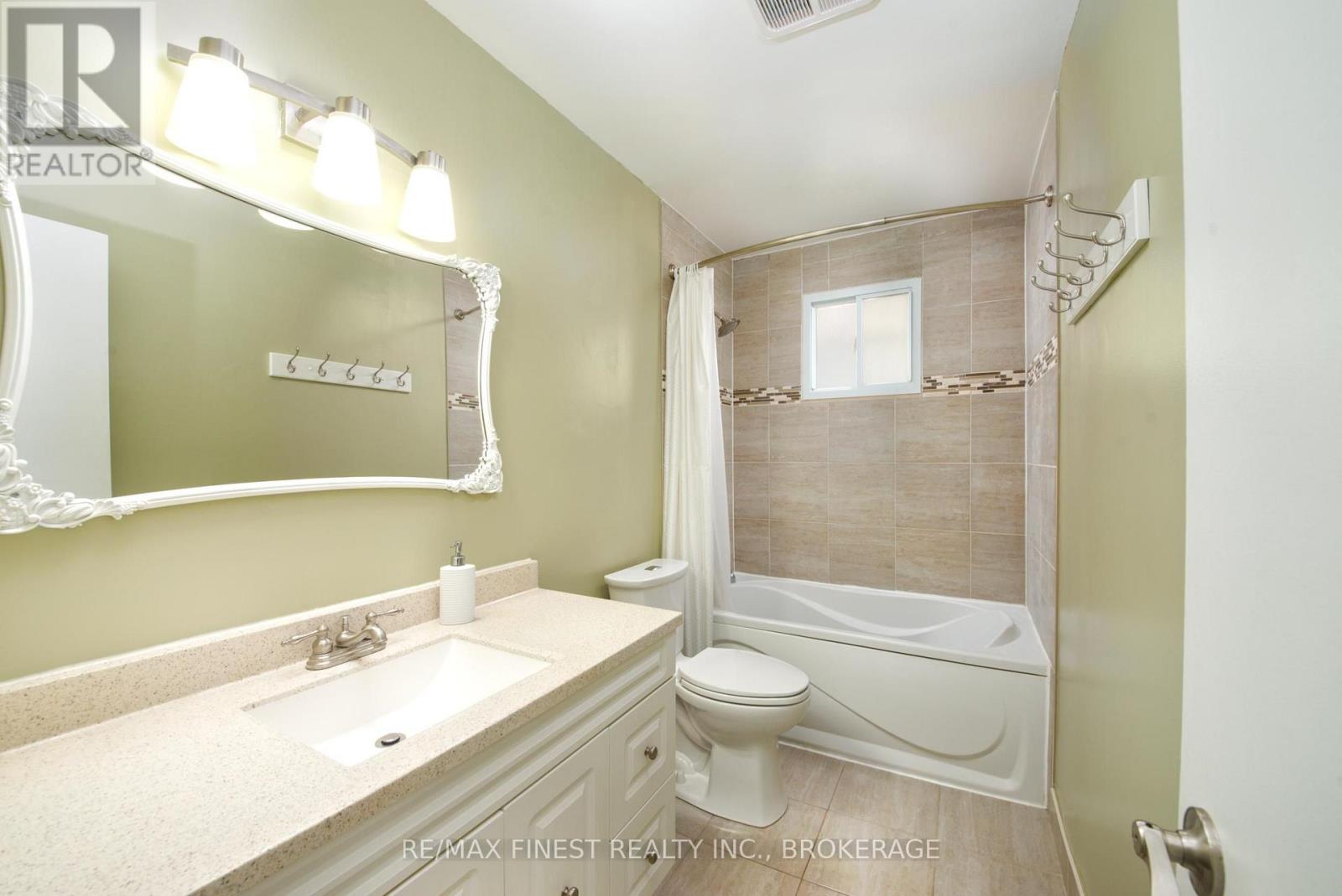 773 CLARK CRESCENT - 14