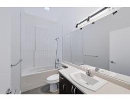 522 13789 107a Avenue, Surrey, BC V3T0B8 Photo 19