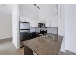 522 13789 107a Avenue, Surrey, BC V3T0B8 Photo 8