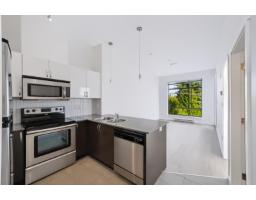 522 13789 107a Avenue, Surrey, BC V3T0B8 Photo 10