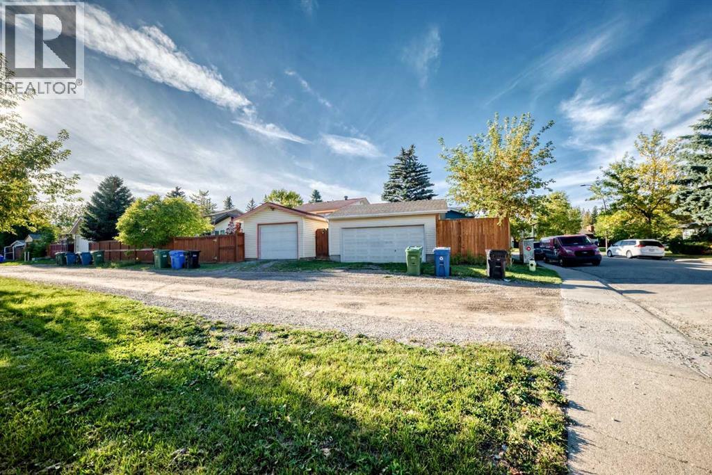 116 Midland Crescent SE - photo 41