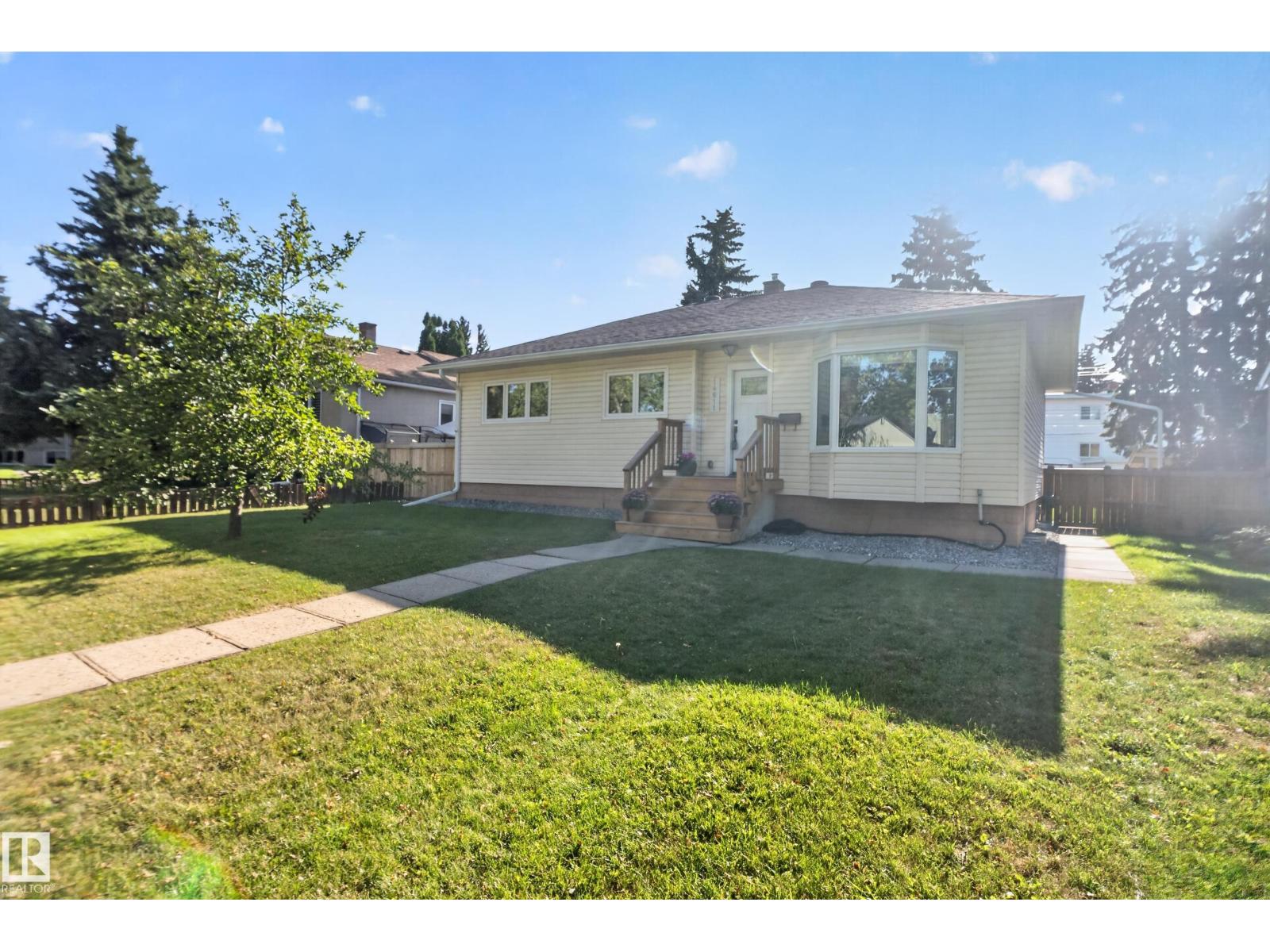 14611 109 AV NW - 2