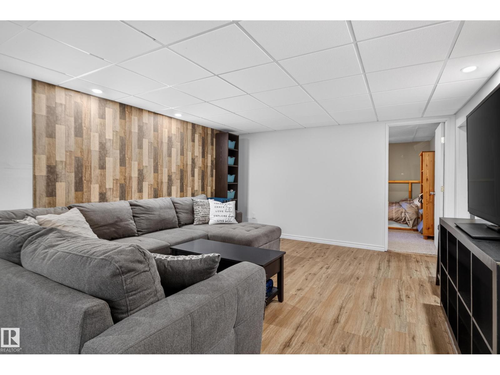 14611 109 AV NW - Image 25