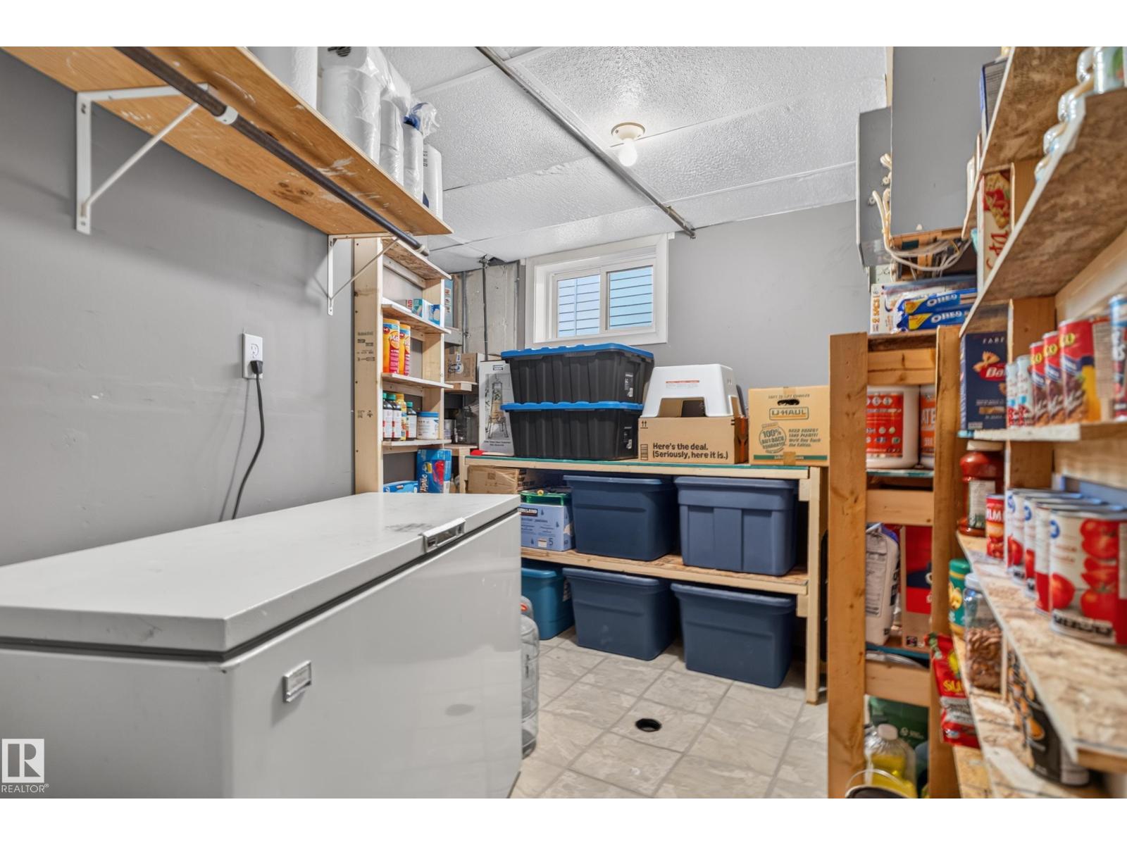 14611 109 AV NW - Image 34