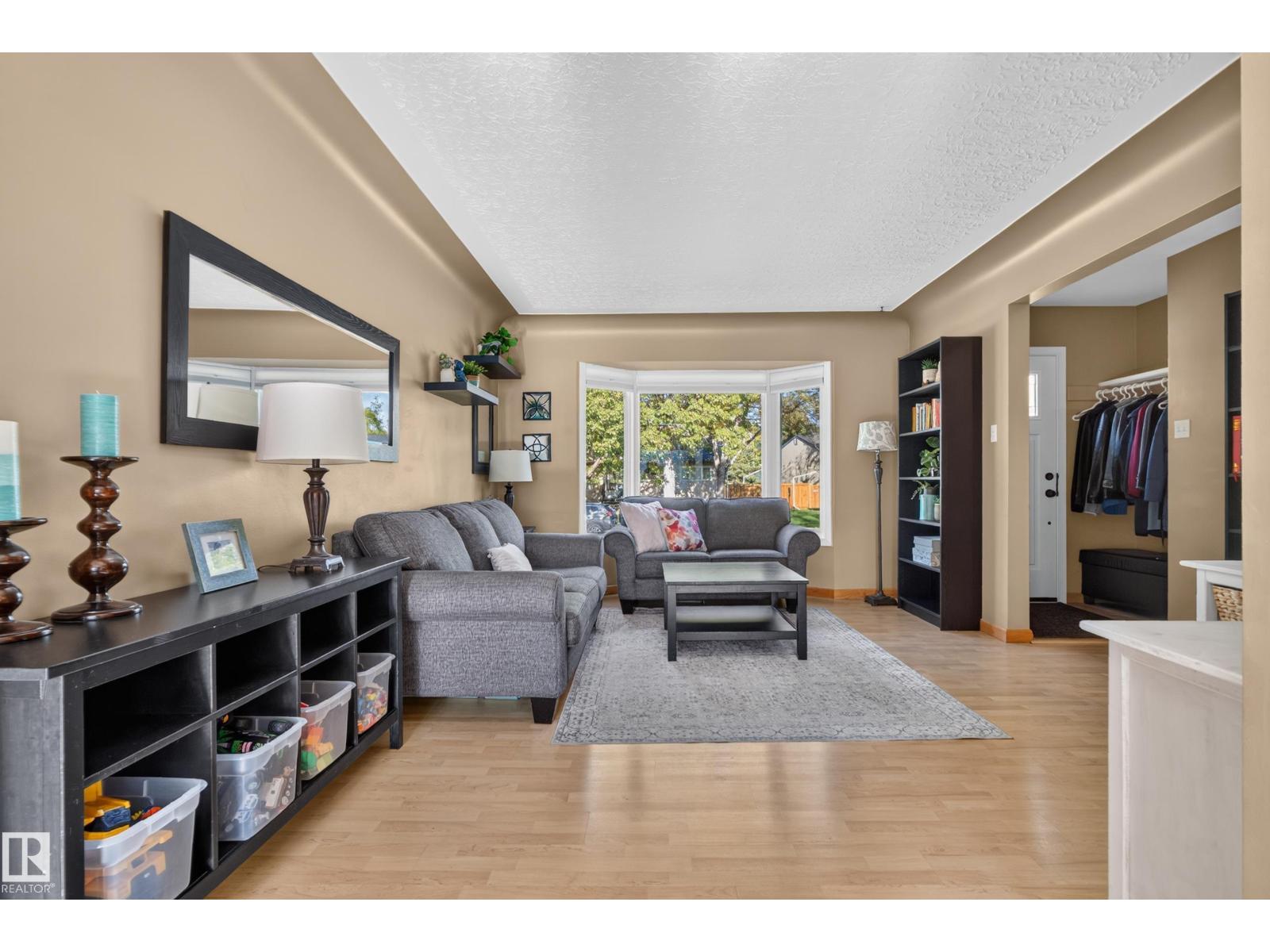 14611 109 AV NW - Image 4