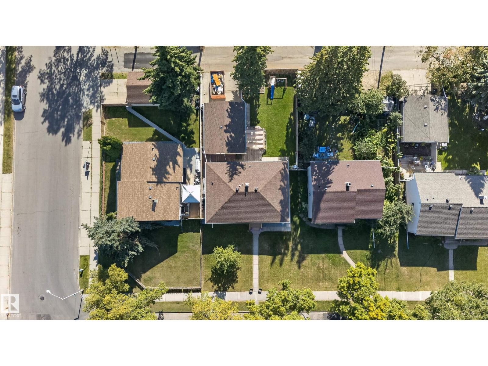 14611 109 AV NW - Image 45