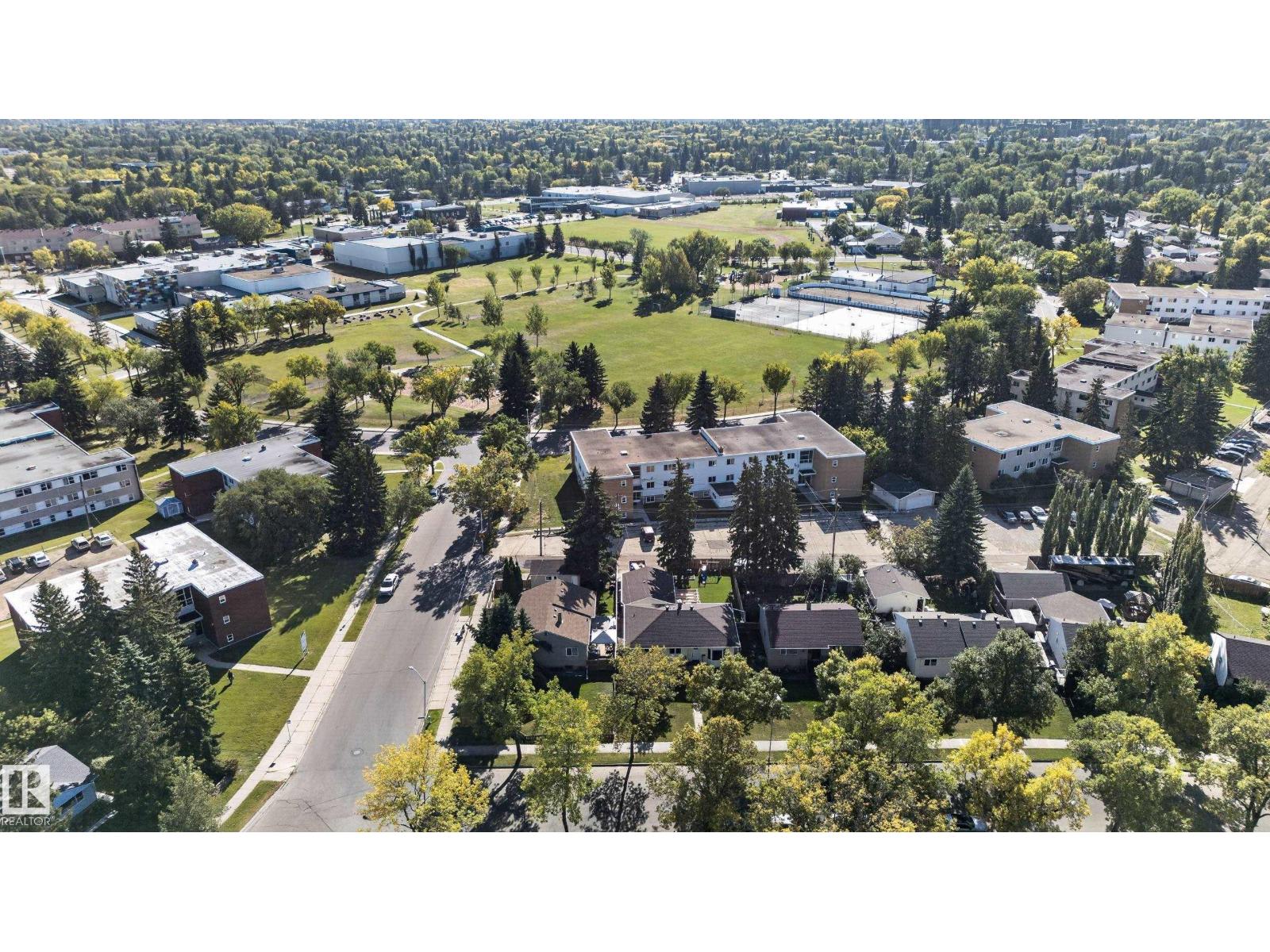 14611 109 AV NW - Image 46