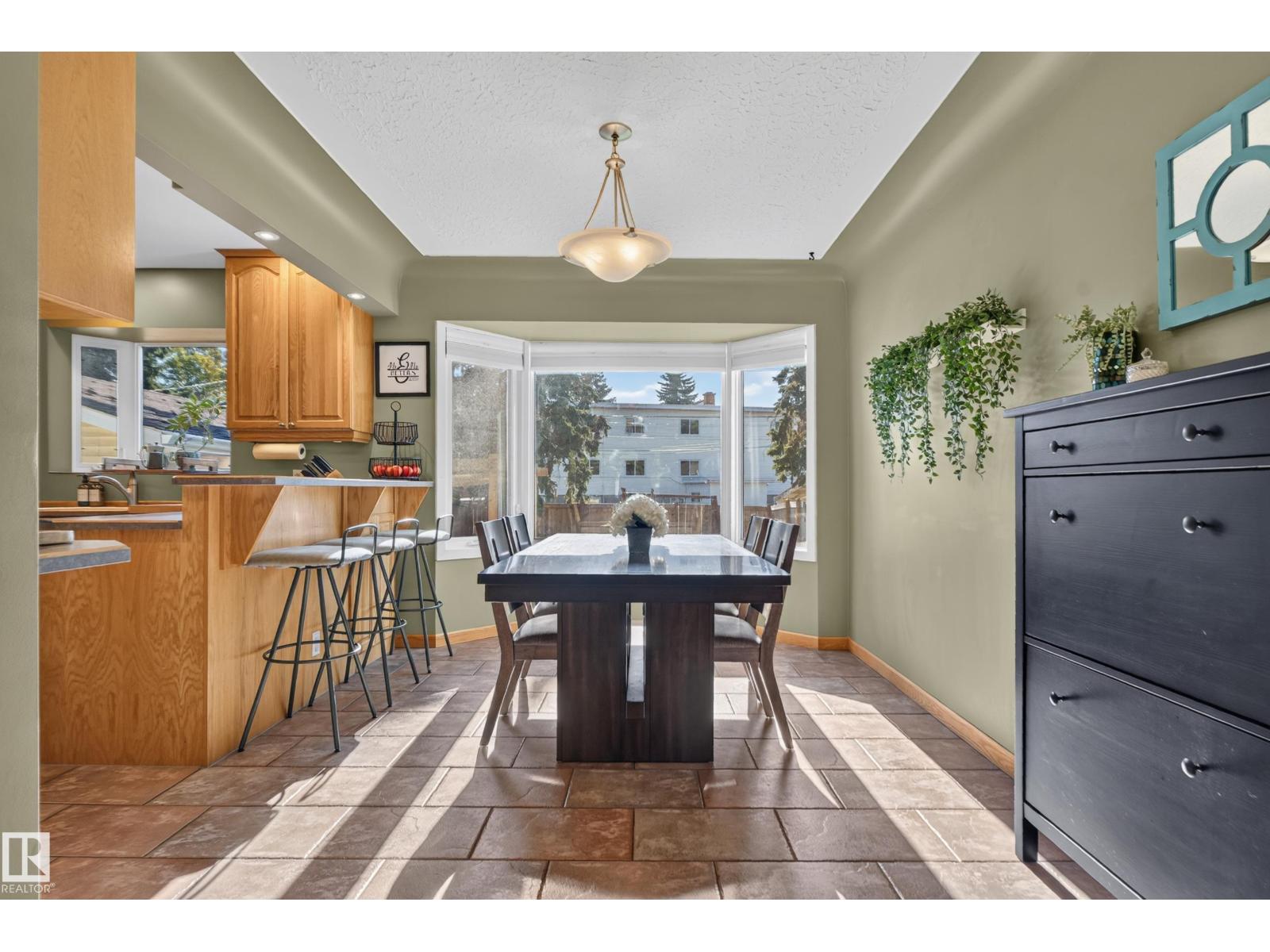 14611 109 AV NW - Image 8
