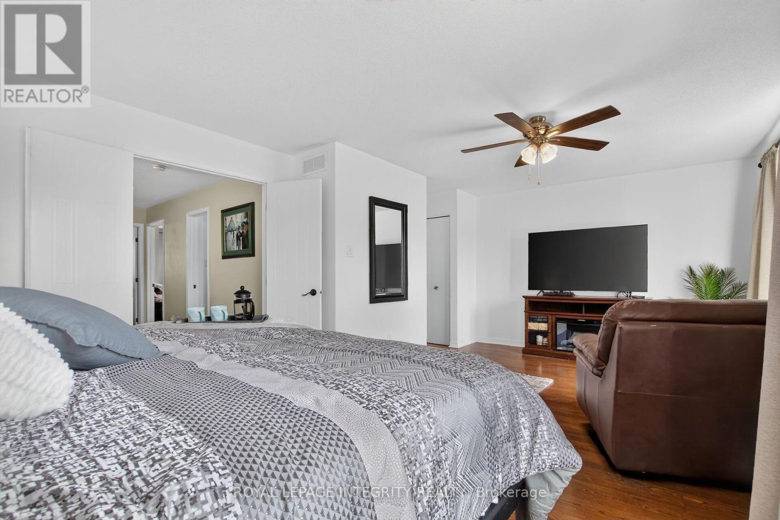 1 CHANTILLY GATE - Image 21